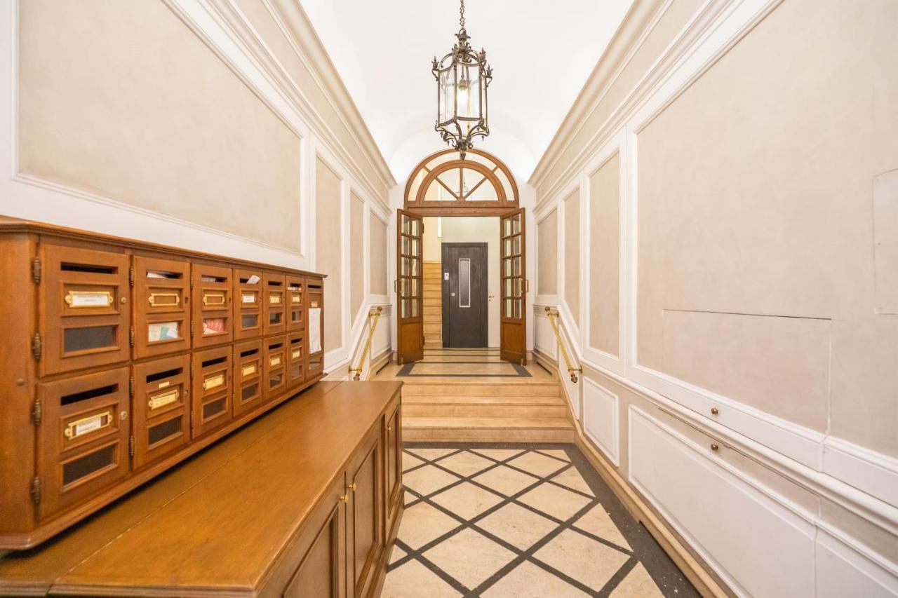 Imperial Nazionale Apartment Rome Exterior photo
